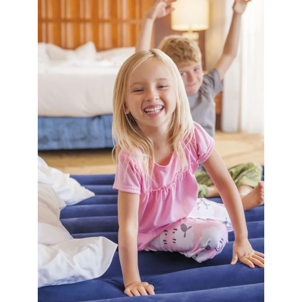 Матрас надувной Intex 64758 Classic Downy 137×191×25 см, полуторный, велюровый, Fiber-Tech