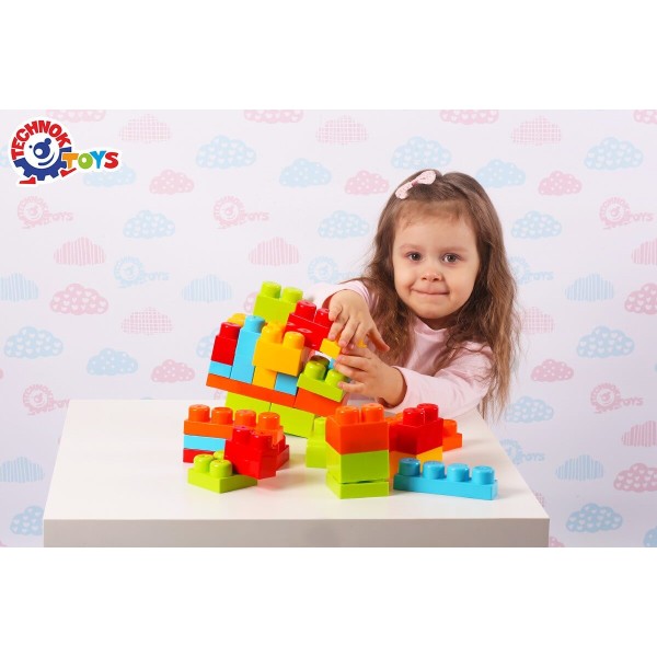 Конструктор ТехноК: 50 больших деталей для креативного строительства