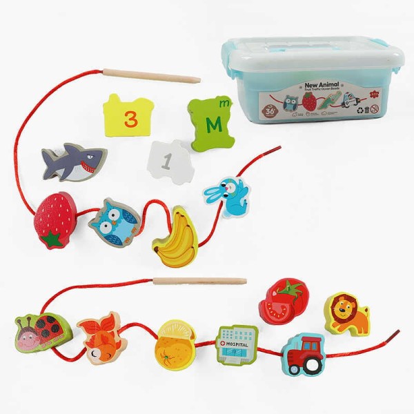 Дерев’яна шнурівка С 74440 фігурки з літерами, цифрами, тваринами, фруктами й овочами, декілька шнурків з дерев’яним краєм, в боксі