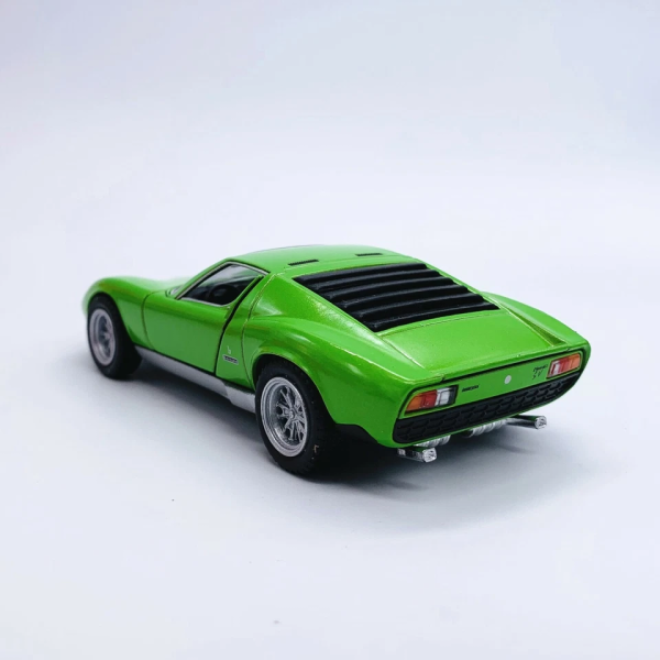 Машинка металева Kinsmart KT5390W 1:34 1971 Lamborghini Miura P400 SV інерційна, двері відчиняються / Зелений