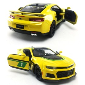 Металлическая машинка Kinsmart 1:38 Chevrolet Camaro ZL1 2017 KT5399WF инерционная, цвет Желтый с принтом