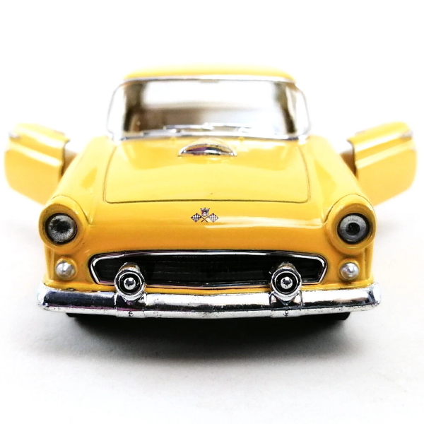 Машинка металева Kinsmart 1:36 1955 Ford Thunderbird KT5319W інерційна, двері відчиняються / Жовтий
