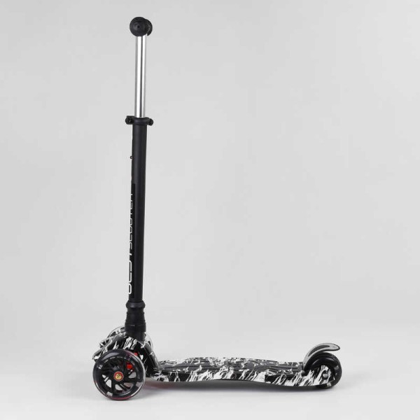 Самокат A 25771 /779-1512 "Best Scooter" 4 колеса PU, СВІТЛО, трубка керма алюмінієва, d передніх коліс = 12 см, d задніх коліс = 8 см, в коробці