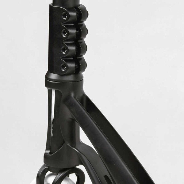 Самокат трюковый МТ-30377 Best Scooter (4) "FEAR", SCS-система, ПЕГИ, алюминиевый диск и дека, колёса PU, d=115мм, ширина руля 58 см
