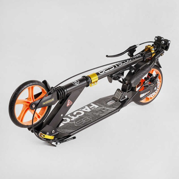 Самокат алюминиевый Best Scooter BS-98033 (4) "Factor", ручной дисковый тормоз, диаметр PU колес - 200мм, 2 амортизатора, подстаканник, в коробке